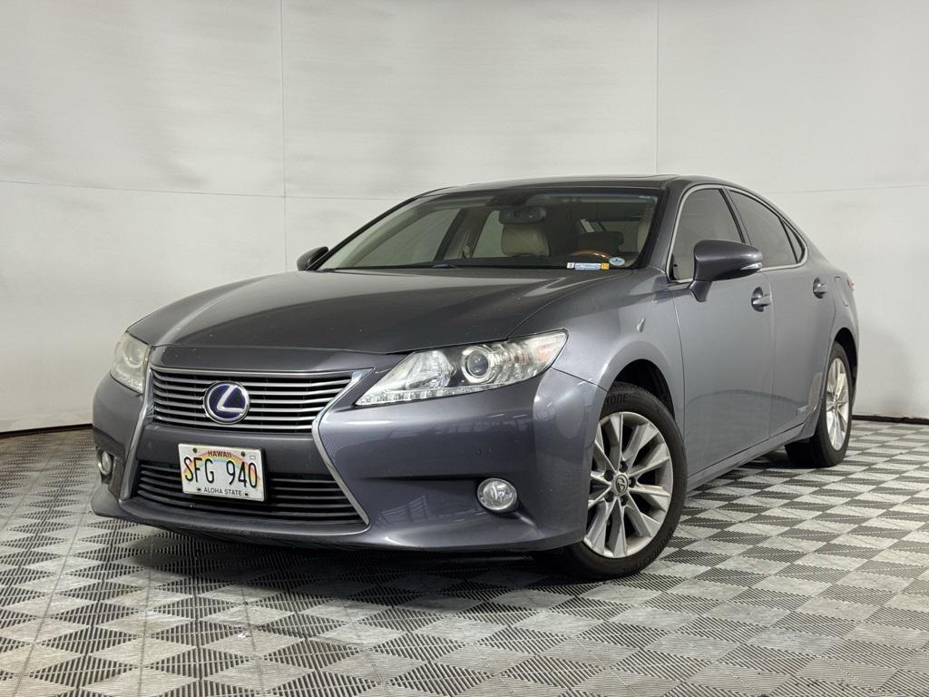 used 2013 Lexus ES 300h car, priced at $14,988