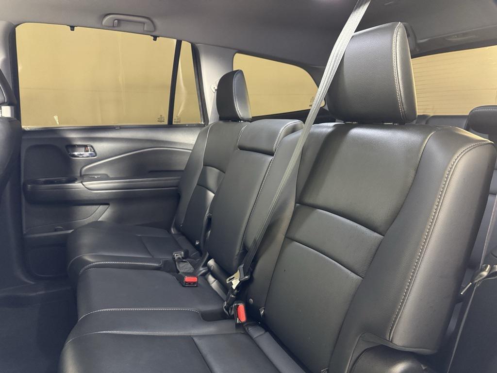 used 2021 Honda Pilot car, priced at $30,988