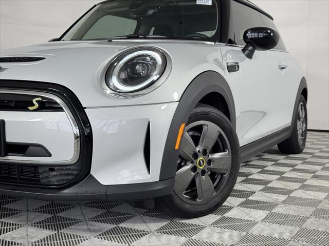 used 2023 MINI Hardtop car, priced at $24,788