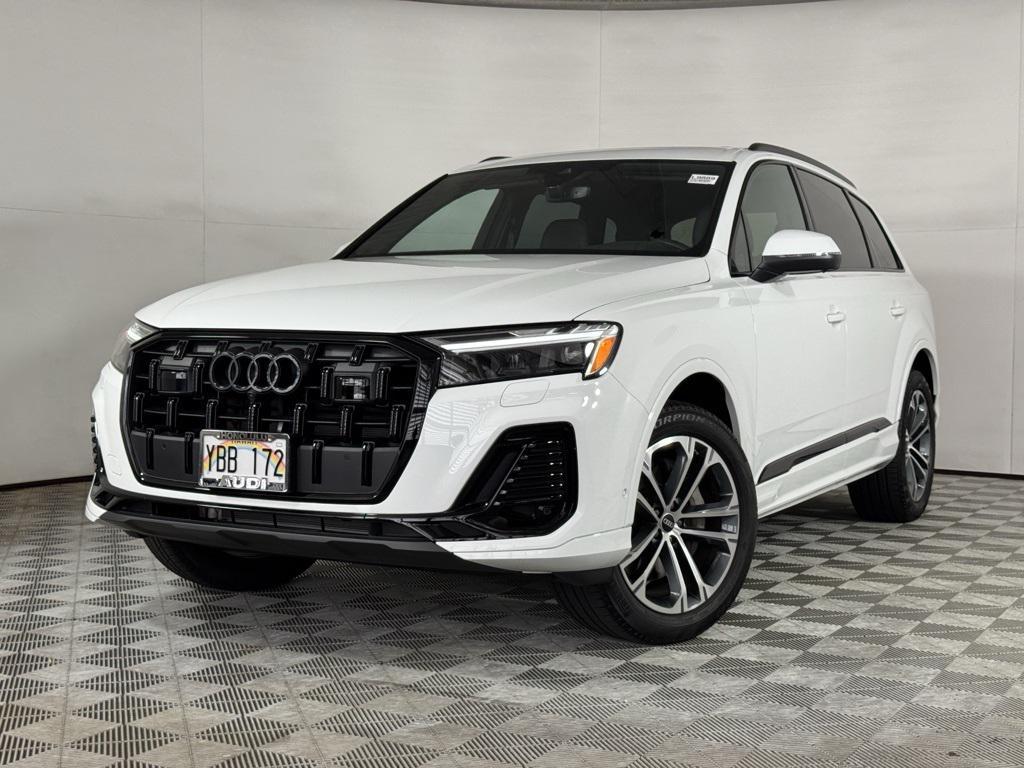 used 2025 Audi Q7 car, priced at $51,988