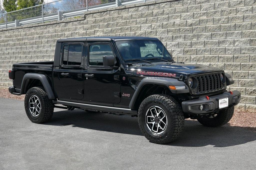 new 2024 Jeep Gladiator car, priced at $55,638