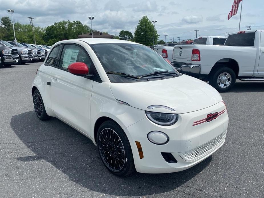 new 2024 FIAT 500e car, priced at $33,345