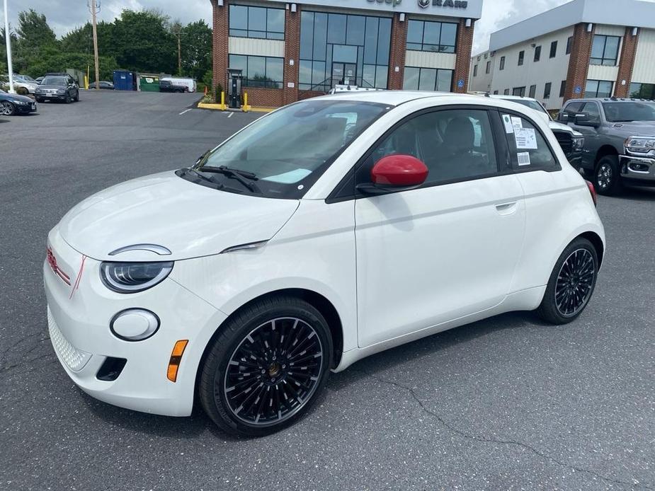 new 2024 FIAT 500e car, priced at $33,345