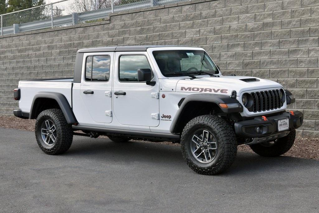 new 2024 Jeep Gladiator car, priced at $54,558