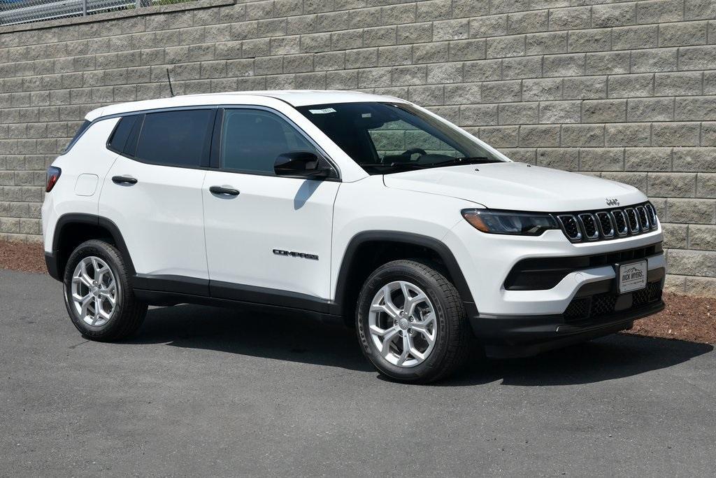 new 2024 Jeep Compass car, priced at $26,297