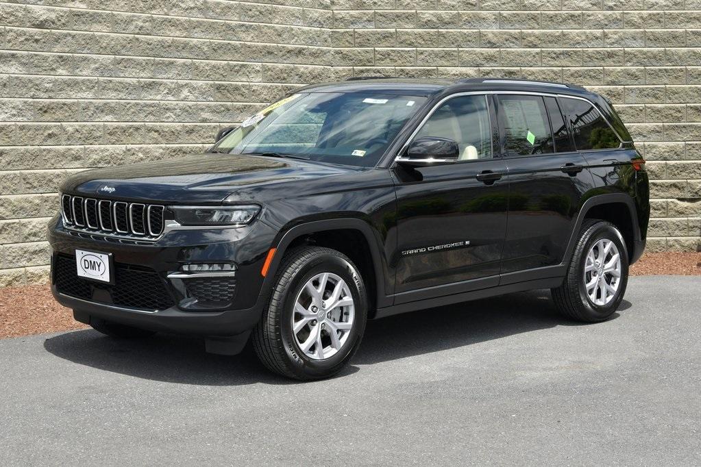 used 2022 Jeep Grand Cherokee car, priced at $34,078