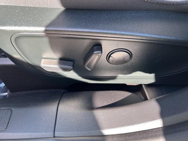 used 2022 Ford Escape car, priced at $22,200