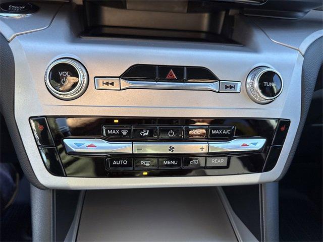 used 2022 Ford Explorer car, priced at $27,900