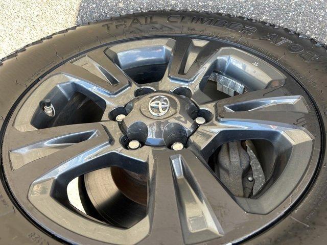 used 2017 Toyota Tacoma car