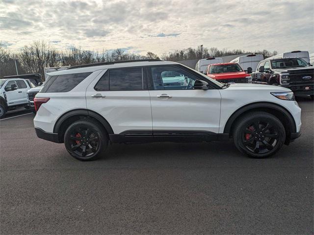 new 2024 Ford Explorer car, priced at $62,605