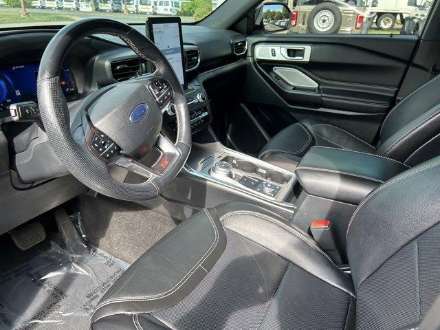 used 2020 Ford Explorer car