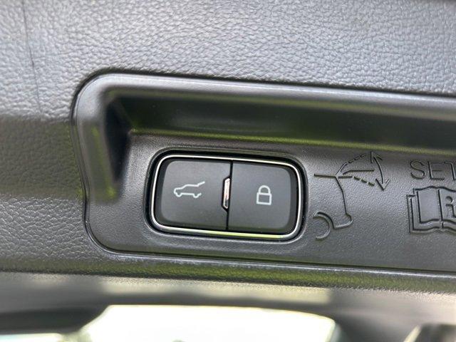 used 2022 Ford Explorer car, priced at $27,500