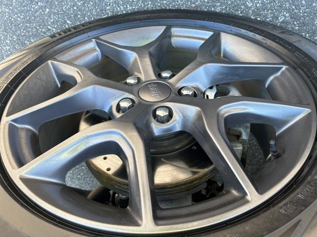 used 2019 Jeep Grand Cherokee car, priced at $23,900