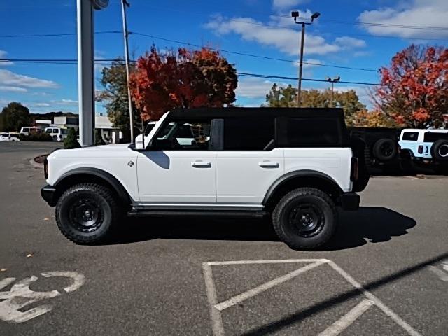 new 2024 Ford Bronco car, priced at $59,390