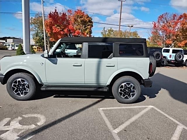 new 2024 Ford Bronco car, priced at $53,220