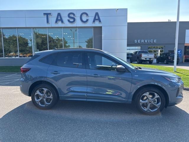 used 2023 Ford Escape car, priced at $22,600