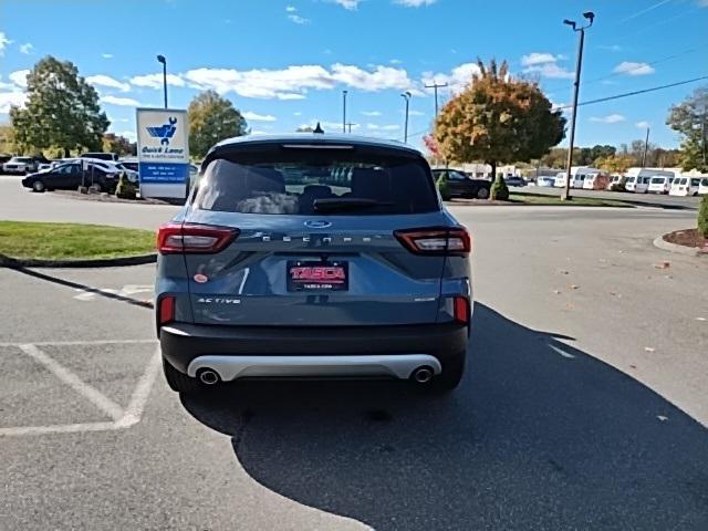 new 2025 Ford Escape car, priced at $33,880