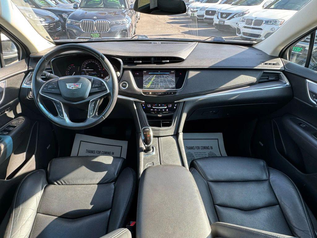 used 2017 Cadillac XT5 car, priced at $19,999