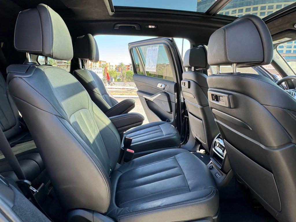 used 2021 BMW X7 car, priced at $38,999