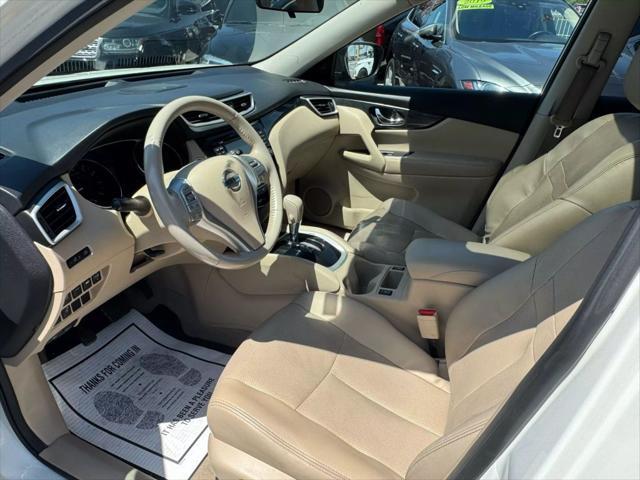 used 2015 Nissan Rogue car, priced at $9,999