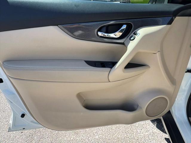 used 2015 Nissan Rogue car, priced at $9,999