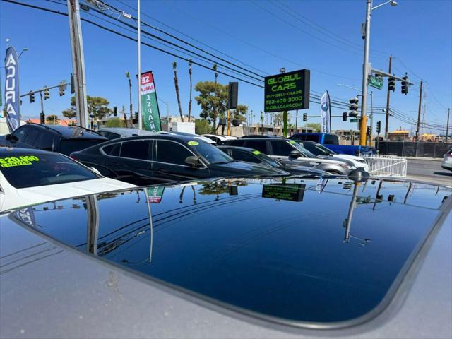 used 2022 MINI Hardtop car, priced at $22,699