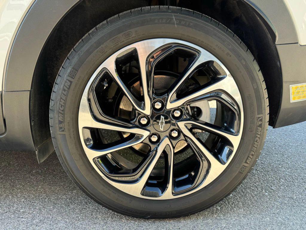 used 2022 Chevrolet Bolt EUV car, priced at $19,997