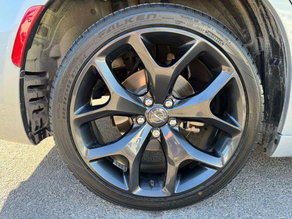 used 2021 Chrysler 300 car, priced at $32,999