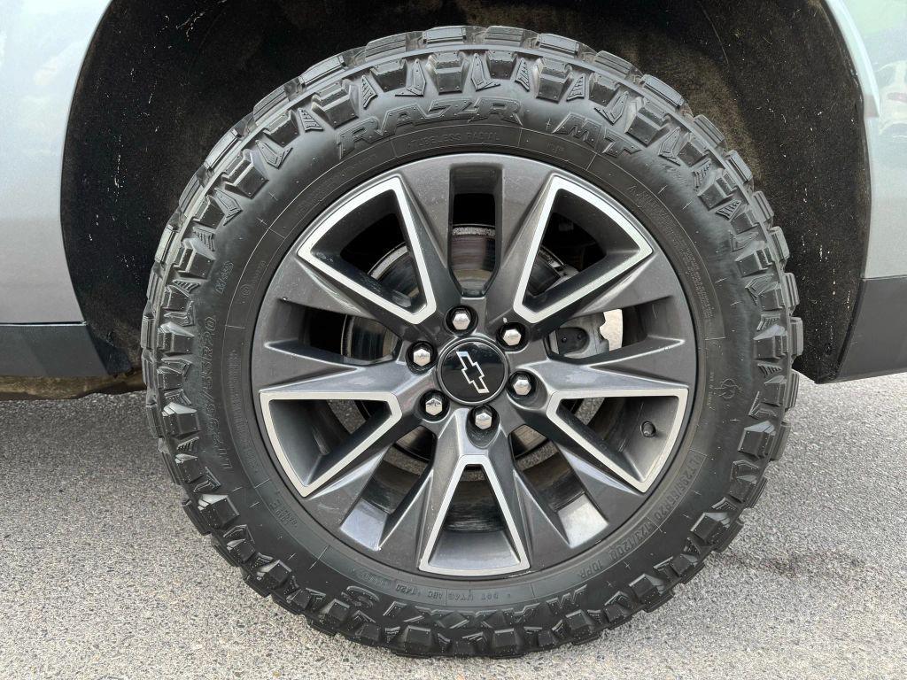 used 2021 Chevrolet Suburban car, priced at $43,999