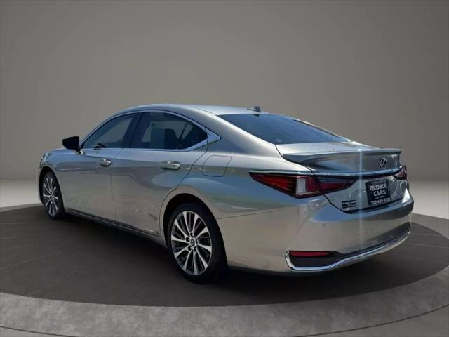 used 2019 Lexus ES 300h car, priced at $27,999