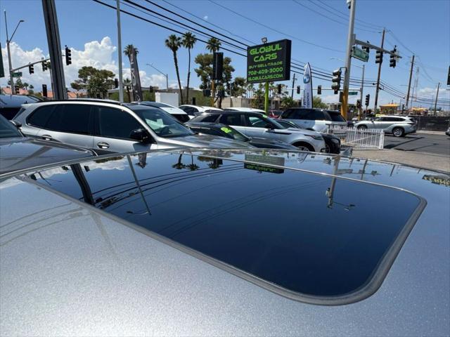 used 2019 Lexus ES 300h car, priced at $27,999