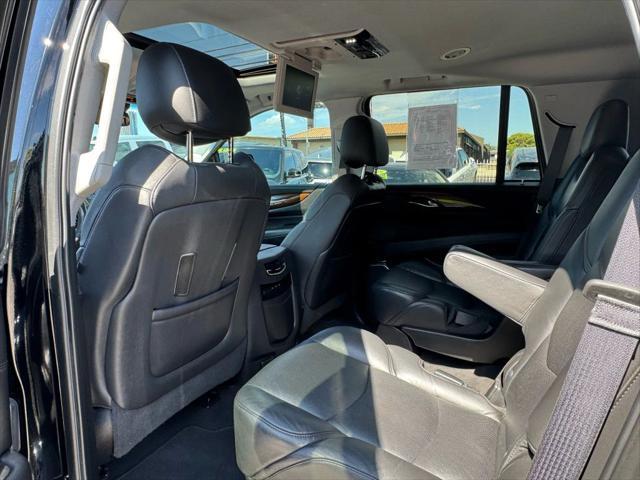 used 2019 Cadillac Escalade car, priced at $35,999