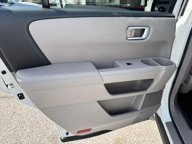 used 2015 Honda Pilot car, priced at $21,999