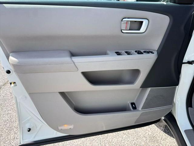 used 2015 Honda Pilot car, priced at $21,999