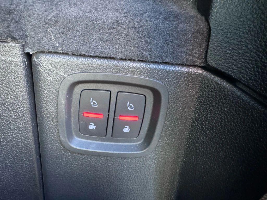 used 2020 Audi Q7 car, priced at $28,999