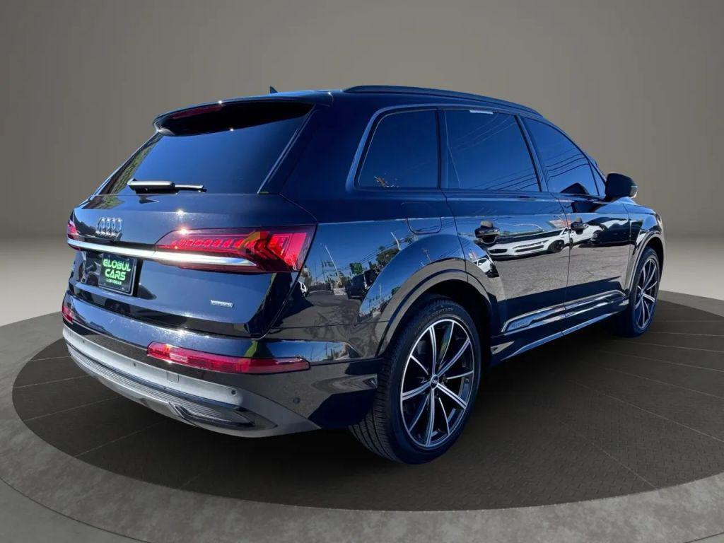 used 2020 Audi Q7 car, priced at $28,999