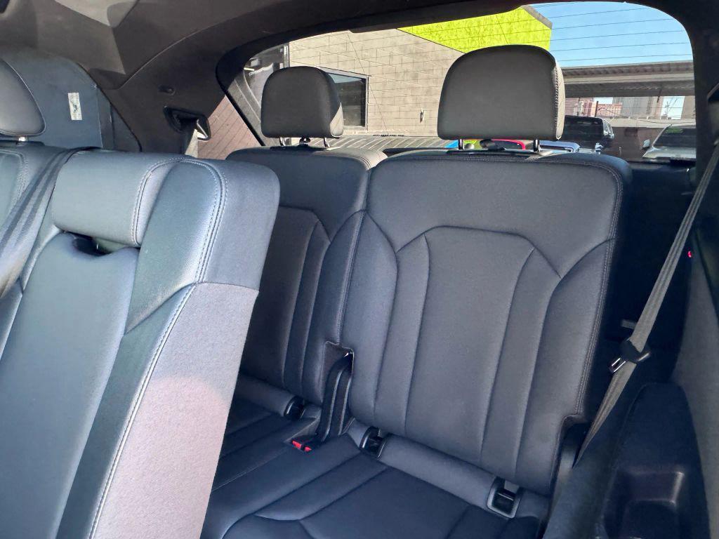 used 2020 Audi Q7 car, priced at $28,999