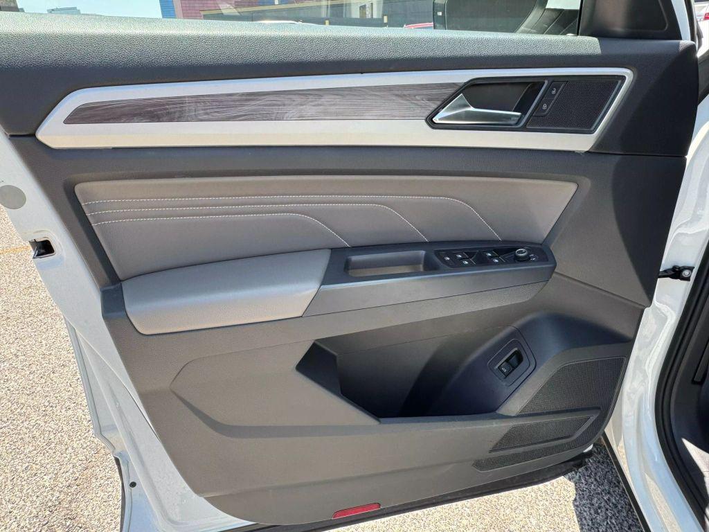 used 2021 Volkswagen Atlas Cross Sport car, priced at $22,999