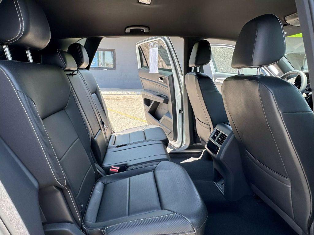 used 2021 Volkswagen Atlas Cross Sport car, priced at $22,999