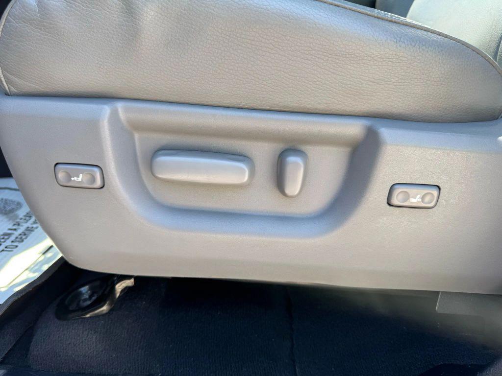 used 2013 Toyota Tundra car, priced at $25,499