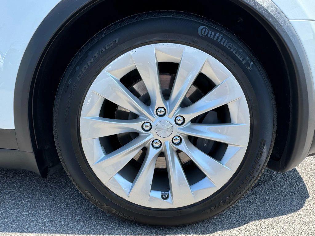used 2018 Tesla Model X car, priced at $29,999