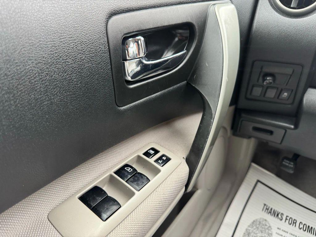 used 2015 Nissan Rogue Select car, priced at $6,999