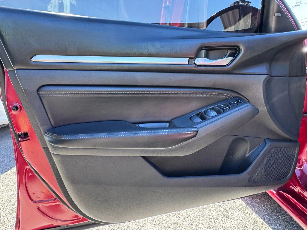 used 2019 Nissan Altima car, priced at $13,999