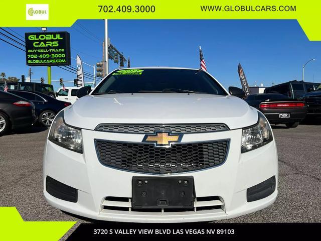 used 2014 Chevrolet Cruze car, priced at $9,900