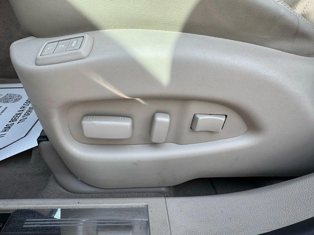 used 2014 Cadillac SRX car, priced at $12,999
