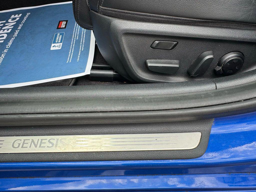 used 2019 Genesis G70 car, priced at $24,499