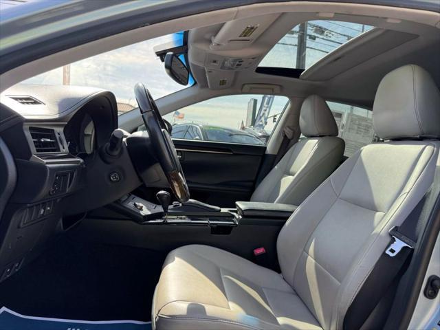used 2013 Lexus ES 350 car, priced at $18,999