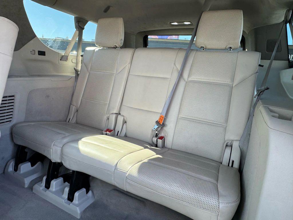 used 2022 Cadillac Escalade ESV car, priced at $65,499