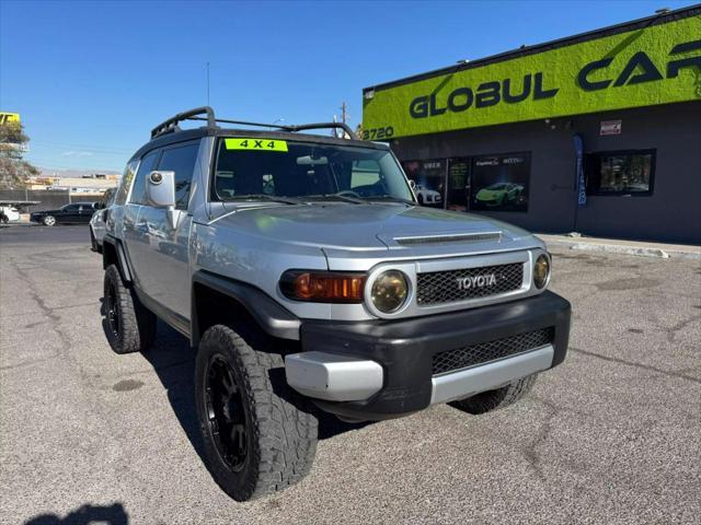 used 2007 Toyota FJ Cruiser car, priced at $15,999