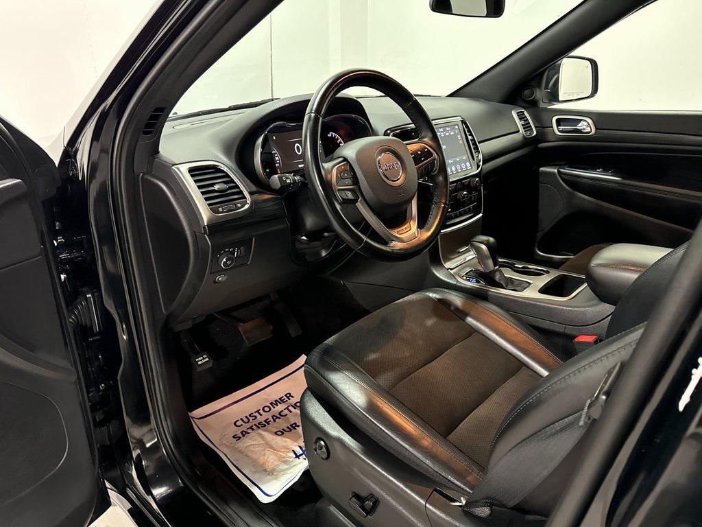 used 2021 Jeep Grand Cherokee car, priced at $23,555
